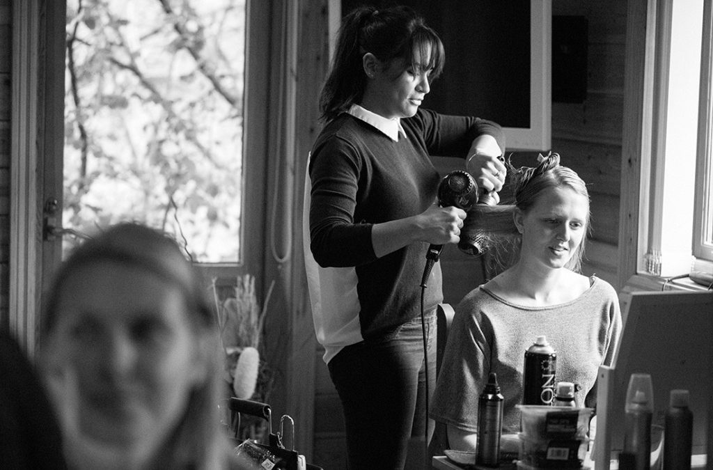 How to Choose Your Wedding Hairstylist and Makeup Artist